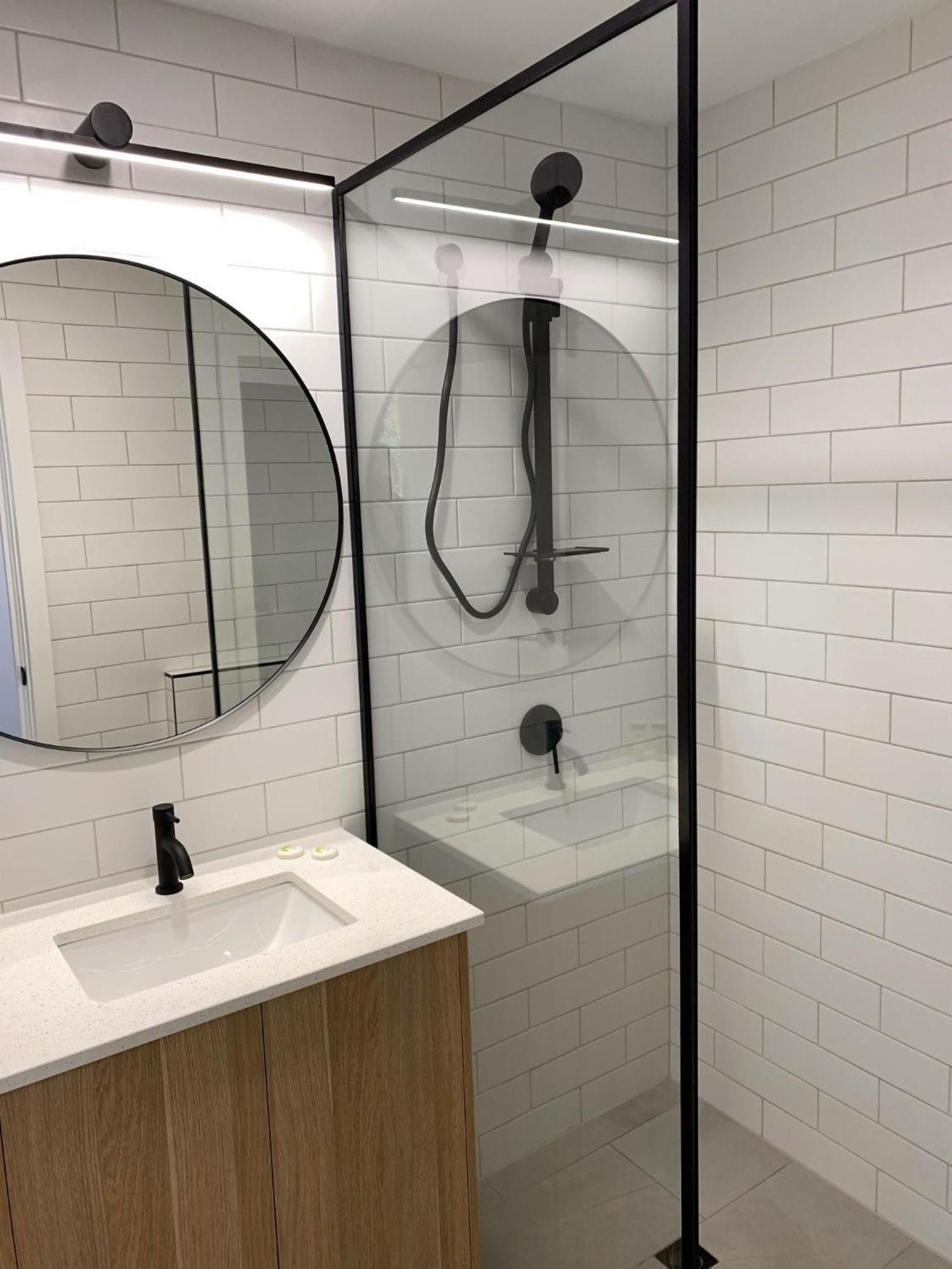 The Osmond Motel & Apartments أدليد المظهر الخارجي الصورة